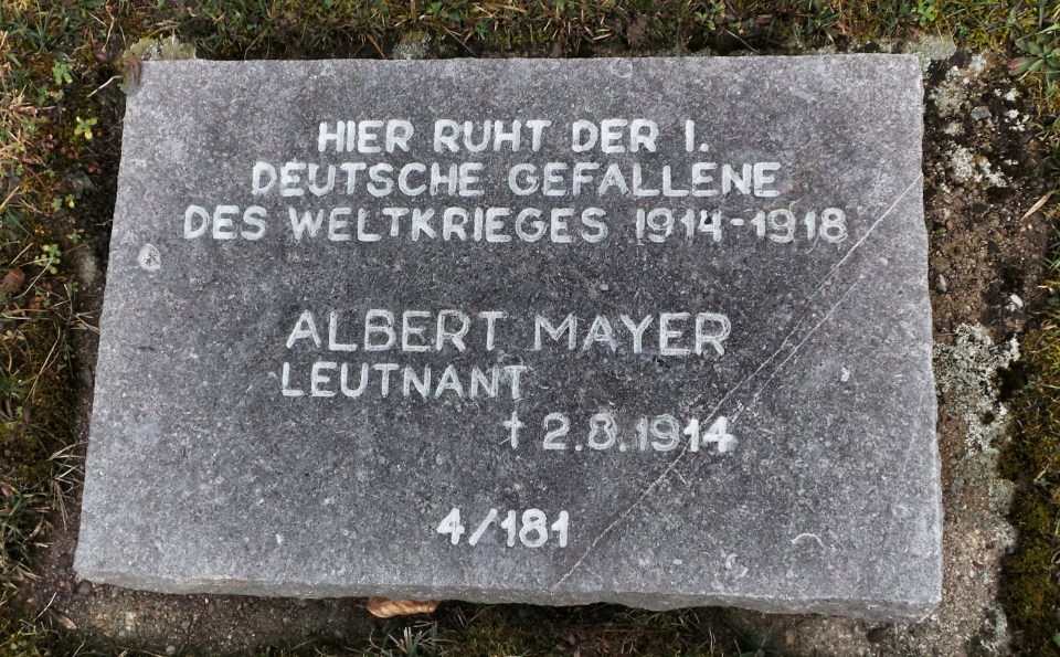 Albert Mayer's grave at Illfurth.